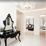 Bella Casa