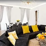 Bella Casa
